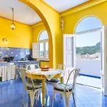 La Casa A Colori 3*